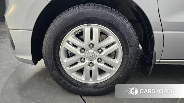 Hyundai The New Grand Starex id 4937002 из Кореи 26