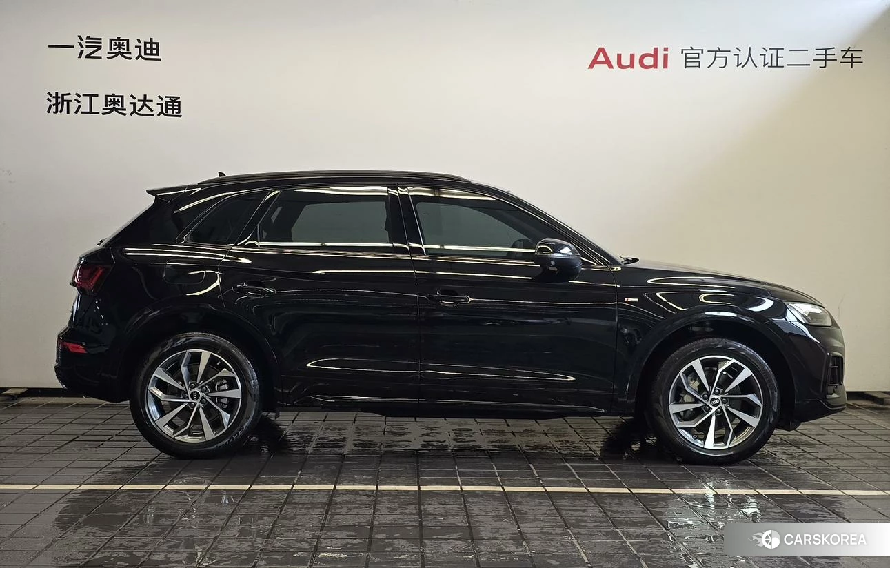 Audi Q5L id 4510760 из Китая 13