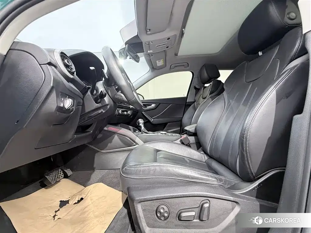 Audi Q2L id 4545708 из Китая 10