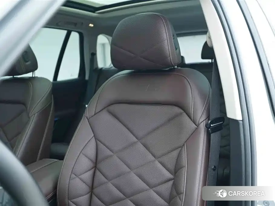 BMW X5 id 4554033 из Китая 16
