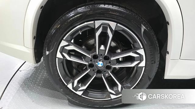 BMW X1 (U11) id 4388499 из Кореи 15