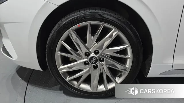 Hyundai The New Grandeur IG id 3671576 из Кореи 15