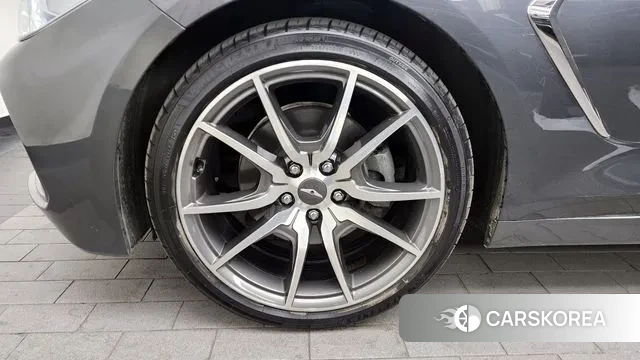 Genesis G70 id 3557492 из Кореи 15