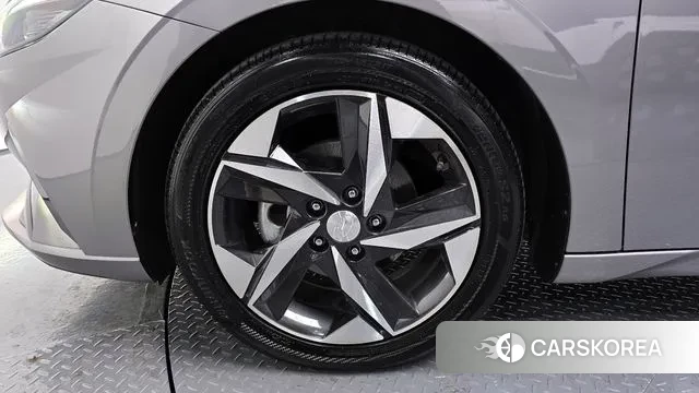 Hyundai Avante (CN7) id 3612141 из Кореи 15