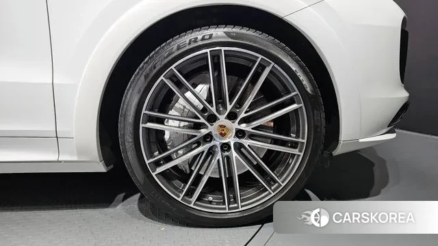 Porsche Cayenne (PO536) id 2915171 из Кореи 15