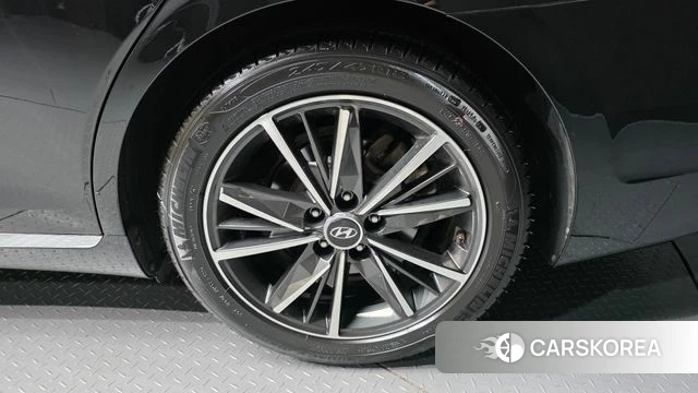 Hyundai The New Grandeur IG id 4769524 из Кореи 28