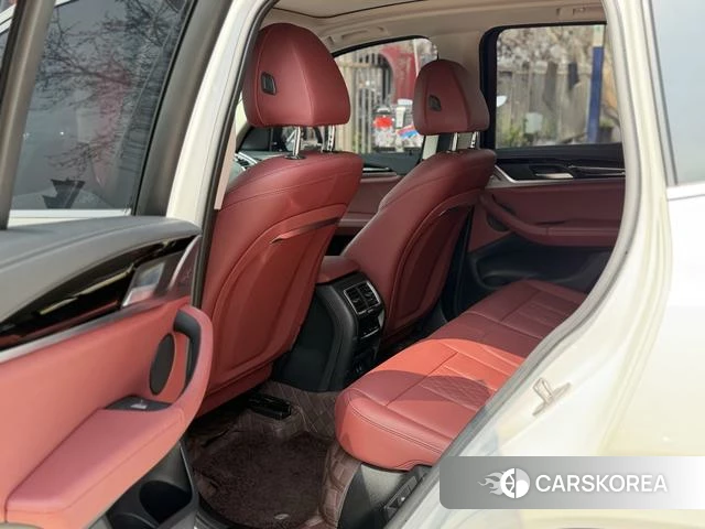 BMW X3 id 3920145 из Китая 5