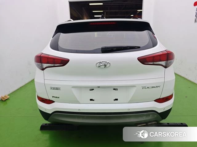 Hyundai Tucson id 4219601 из Китая 16