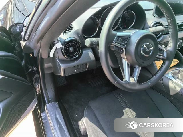 Mazda MX-5 2025 Черный из Китая, фото 5