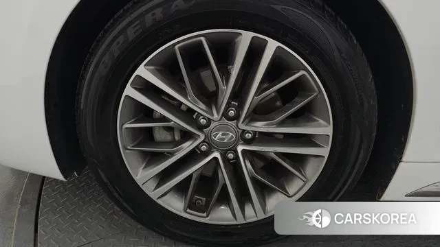 Hyundai Grandeur IG id 3018735 из Кореи 15