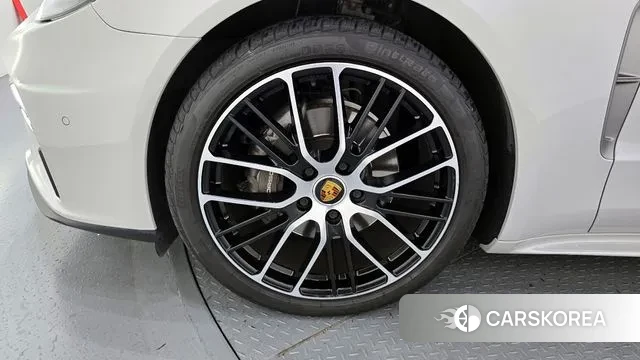 Porsche Panamera (971) id 3027420 из Кореи 15