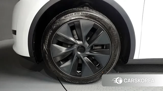 Tesla Model Y id 3359545 из Кореи 15