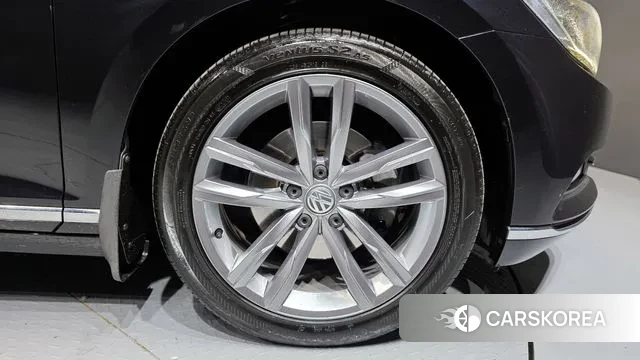 Volkswagen Passat GT (B8) id 3773123 из Кореи 15