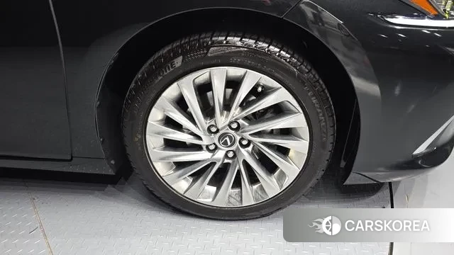 Lexus ES300h 7th generation id 3751868 из Кореи 15