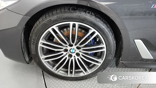 BMW 5 Series (G30) id 2961614 из Кореи 15