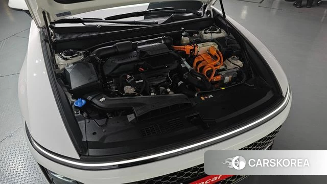 Hyundai Grandeur Hybrid (GN7) id 4640229 из Кореи 33