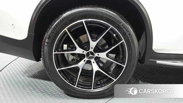 Mercedes-Benz GLC-Class X253 id 4245106 из Кореи 28