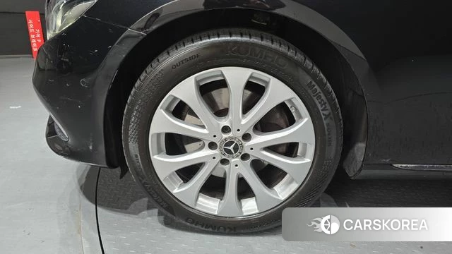 Mercedes-Benz E-Class W213 id 4331706 из Кореи 28