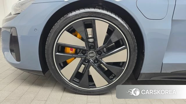 Audi e-Tron GT id 4354953 из Кореи 29