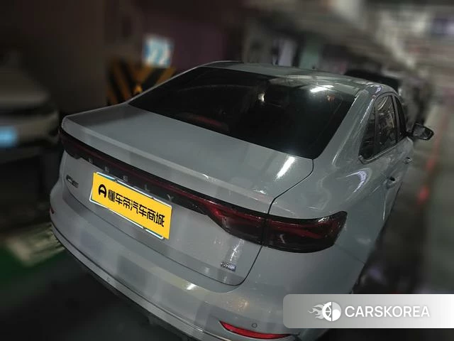 Geely Automobile Emgrand 2023 Синий из Китая, фото 5