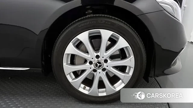 Mercedes-Benz E-Class W213 id 3449385 из Кореи 15