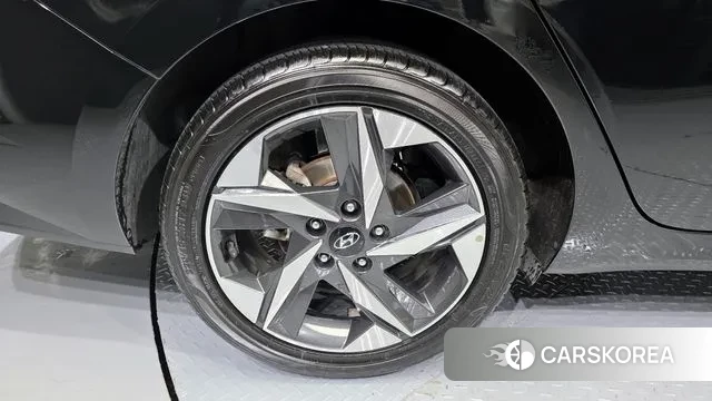 Hyundai Avante (CN7) id 3545997 из Кореи 15