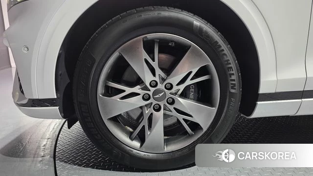 Genesis GV70 id 4500796 из Кореи 15