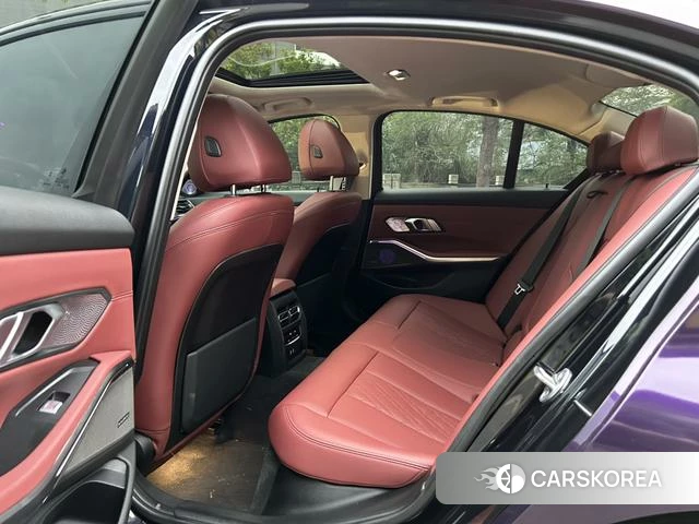 BMW 3 series id 4240745 из Китая 18