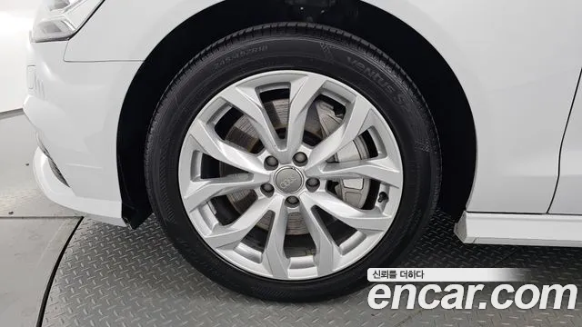 Audi New A6 id 2813658 из Кореи 15