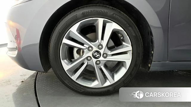 Hyundai Avante AD id 4435891 из Кореи 15