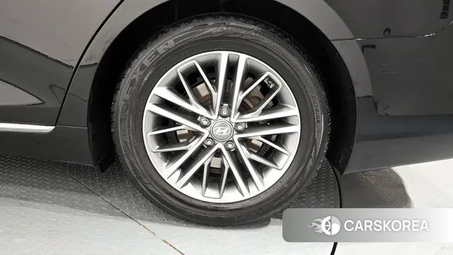 Hyundai Grandeur IG id 3525902 из Кореи 15