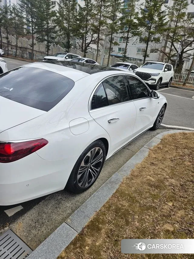 Mercedes-Benz E-Class W214 2025 Белый из Кореи, фото 5