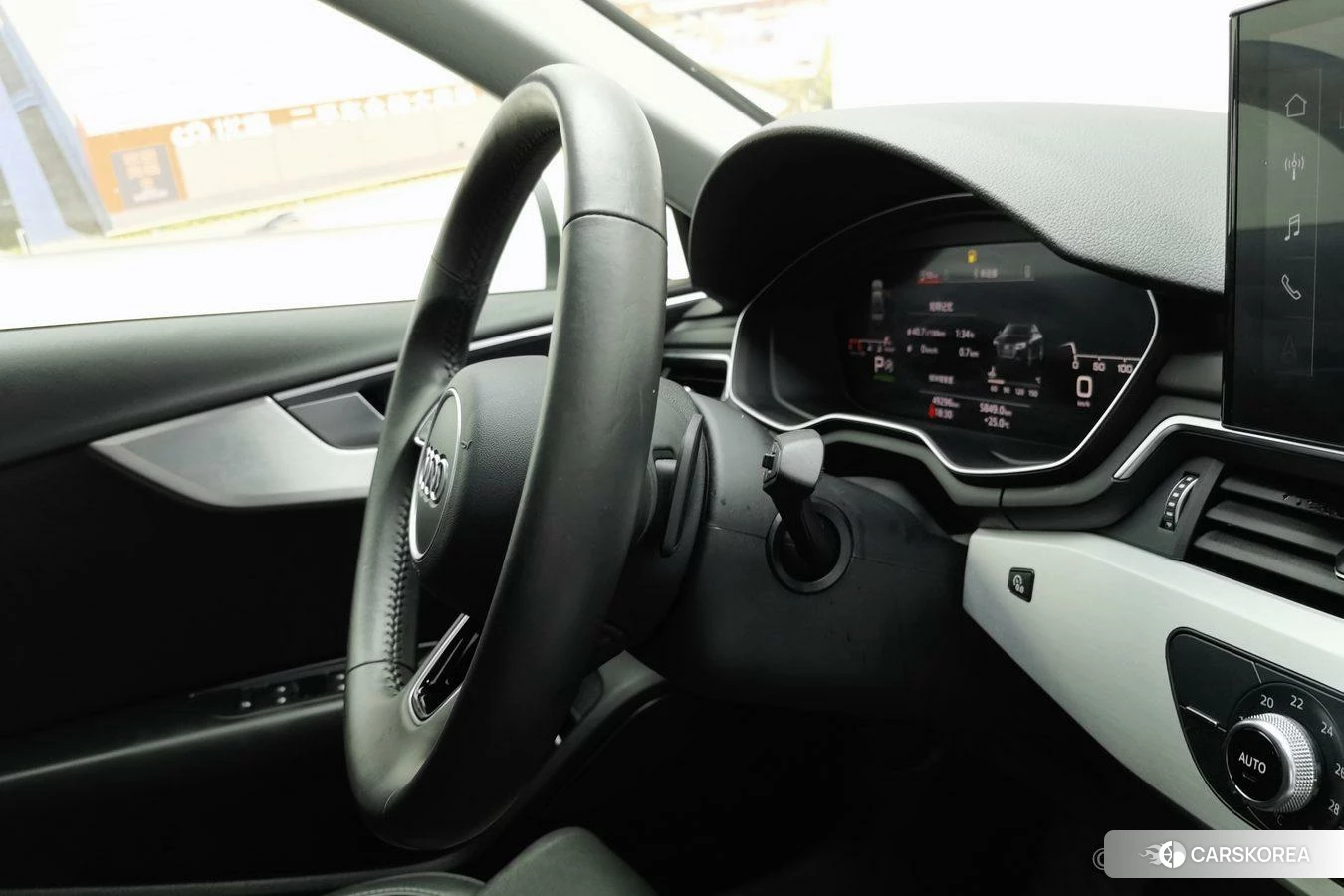 Audi A4L id 4405774 из Китая 19