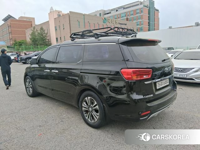 Kia The New Carnival id 4188608 из Кореи 15