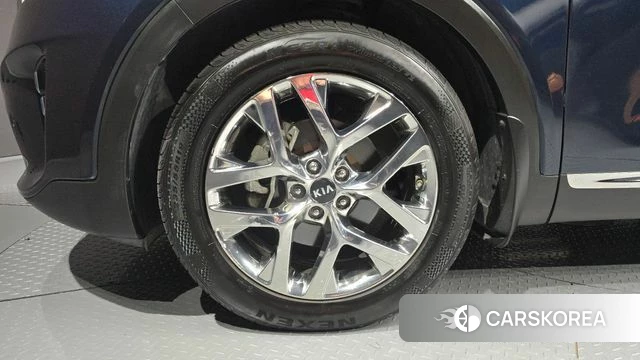 Kia The New Sorento id 4657902 из Кореи 28