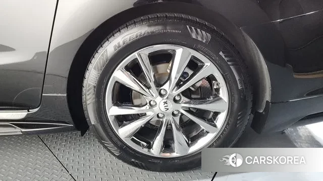 Kia The New Carnival id 3779218 из Кореи 15