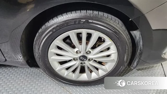 Kia K7 Premier id 3004093 из Кореи 15