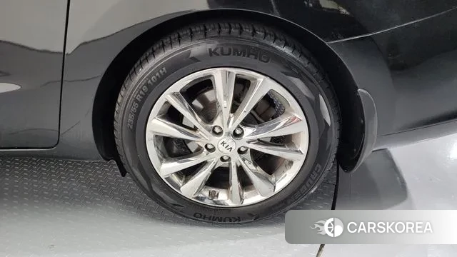 Kia The New Carnival id 3558014 из Кореи 15