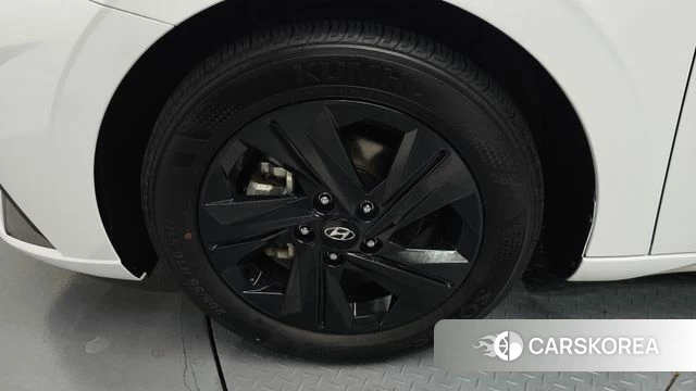 Hyundai Avante (CN7) id 3914918 из Кореи 15