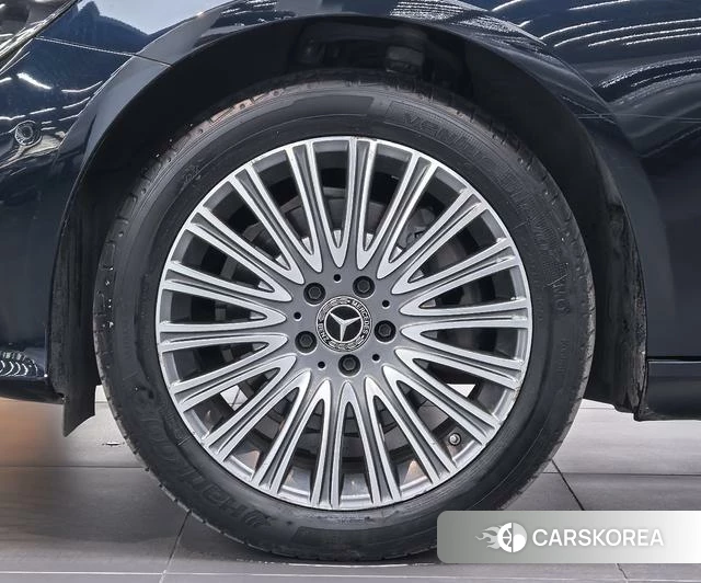 Mercedes-Benz E-class id 4260425 из Китая 15