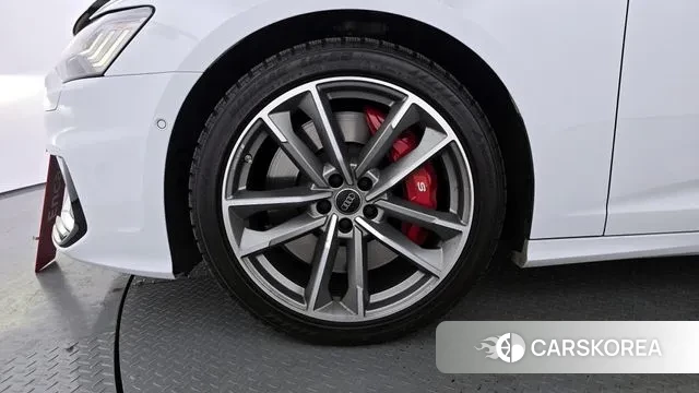 Audi S6 (C8) id 3708447 из Кореи 15