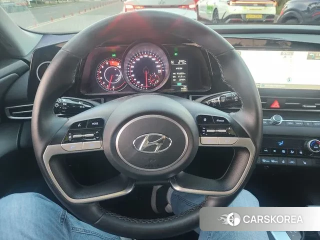 Hyundai Avante (CN7) id 3290549 из Кореи 9