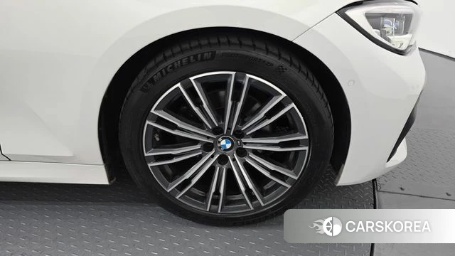 BMW 3 Series (G20) id 3898959 из Кореи 15