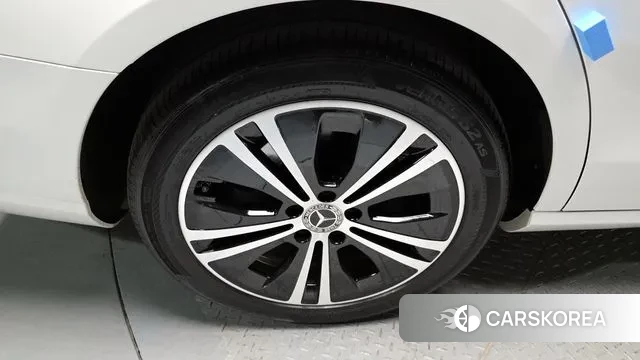 Mercedes-Benz E-Class W213 id 3493366 из Кореи 15