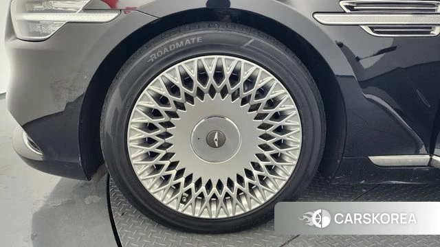 Genesis G90 id 3807792 из Кореи 15