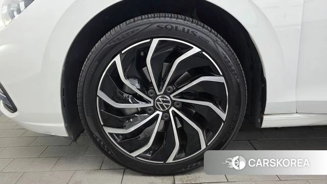 Volkswagen Golf 8th Generation id 4603844 из Кореи 15