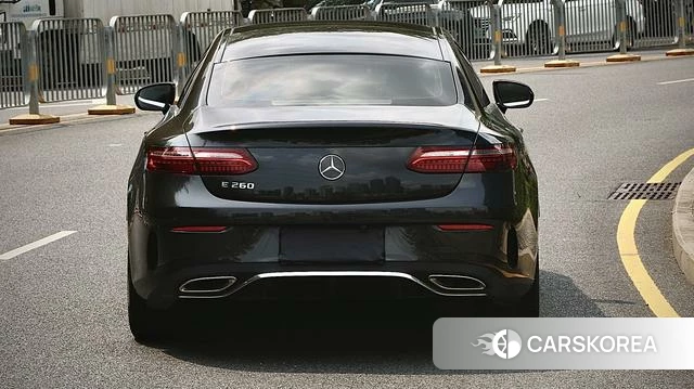 Mercedes-Benz E-class (imported) 2022 Темно-серый из Китая, фото 6