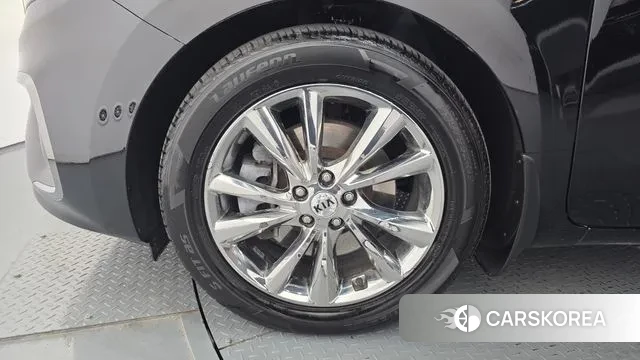 Kia The New Carnival id 3368777 из Кореи 15