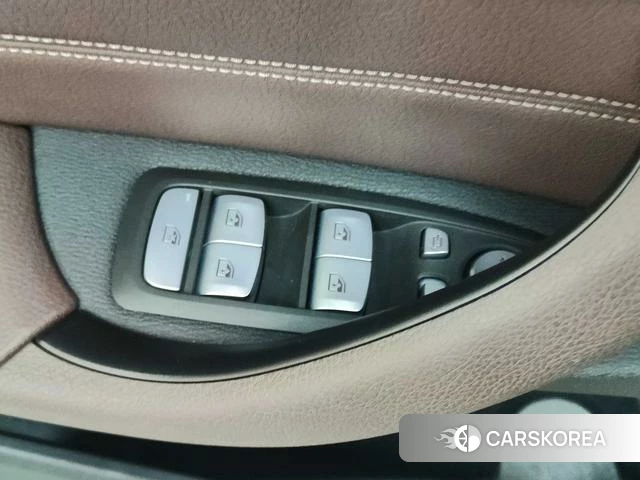BMW X1 id 4341674 из Китая 38
