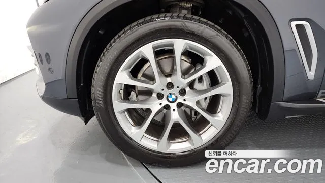 BMW X5 (G05) id 2671956 из Кореи 15